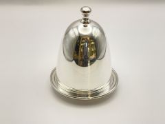 Eierbecher mit Haube versilbert