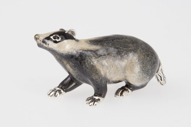 Dachs Silber Groß 1