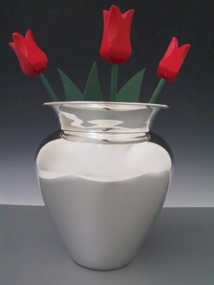 Vasen Tulip